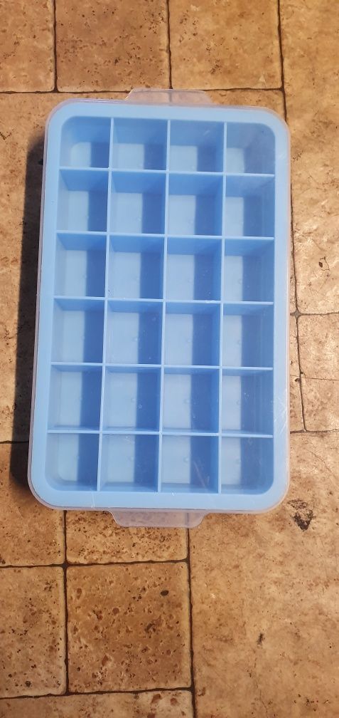 Forma do lodu kwadratowa kostka 24 wnęki