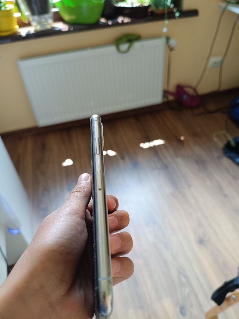 Iphone x перегоріла матриця