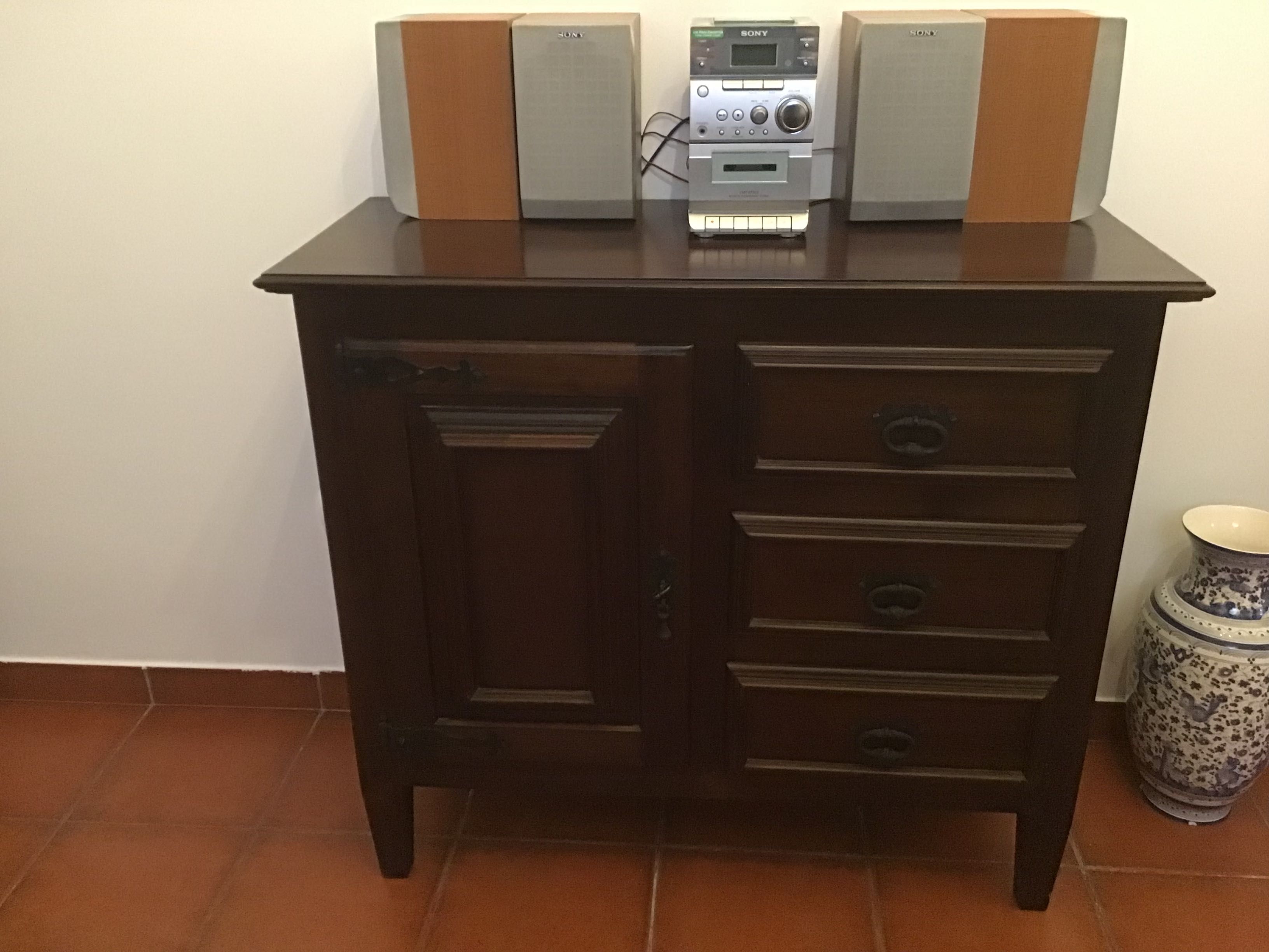 Móveis rústicos da Fetex, motivo mudança de casa