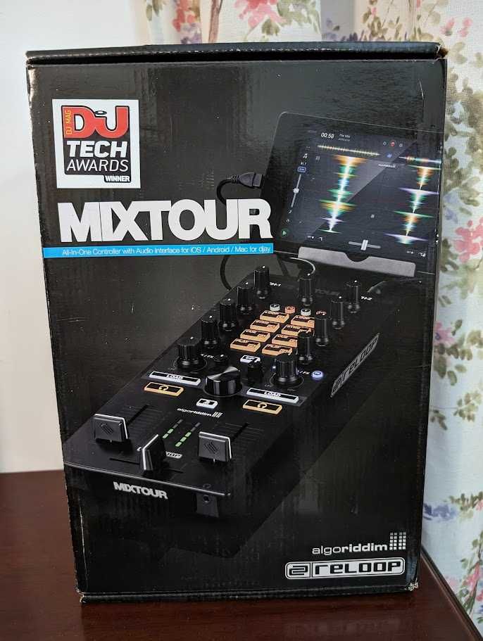 Controlador DJ Reloop Mixtour