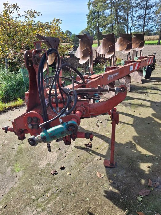 Kverneland ED100 5 skibowy 4+1 pług obrotowy ES overum gregoire besson