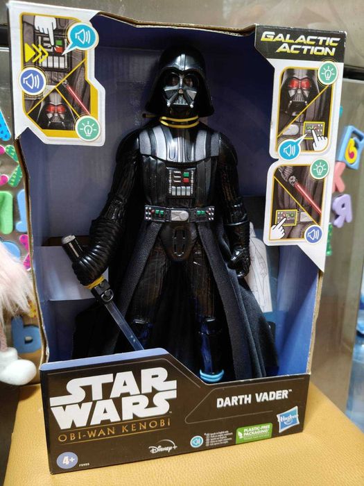 Фігурка Star Wars Obi Wan Kenobi Galactic Action Darth Vader