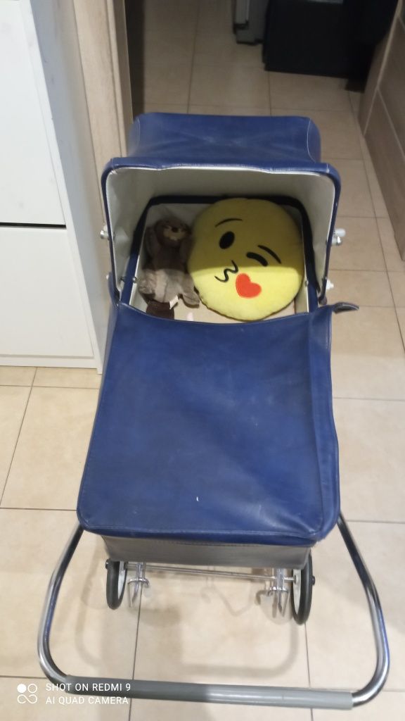 Wózek dla lalek z prlu