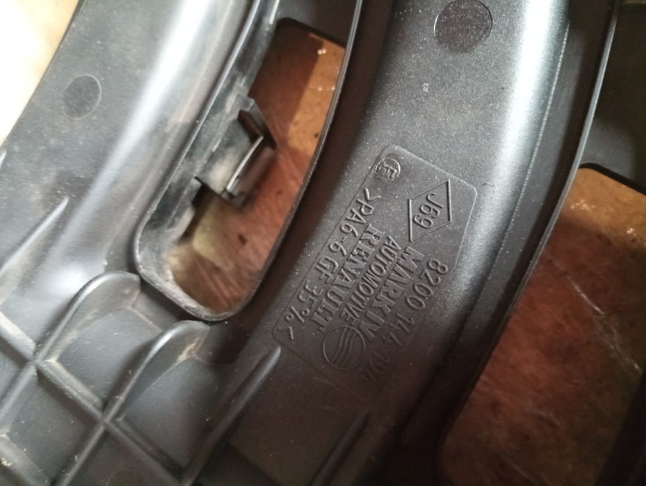 Впускний колектор Renault Megane II Scenic 2 2.0 бензин 8200144194