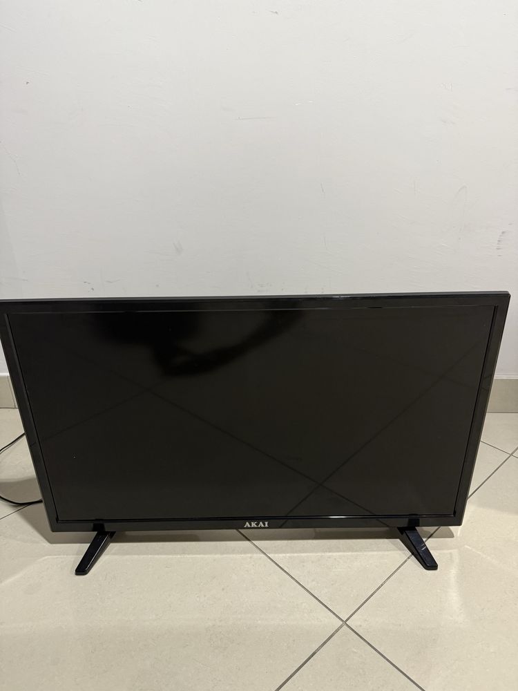 Telewizor akai 32 cale