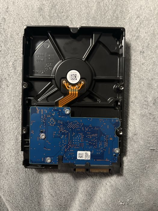 Жосткий диск Toshiba pc P300