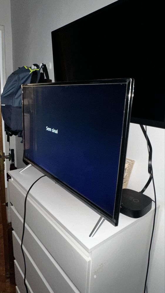 Tv 32 Polegadas (Não é smart, mas tem hdmi)
