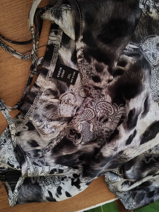 Lekka, ciekawa letnia sukienka Shein rozmiar 46/48 poliester panterka