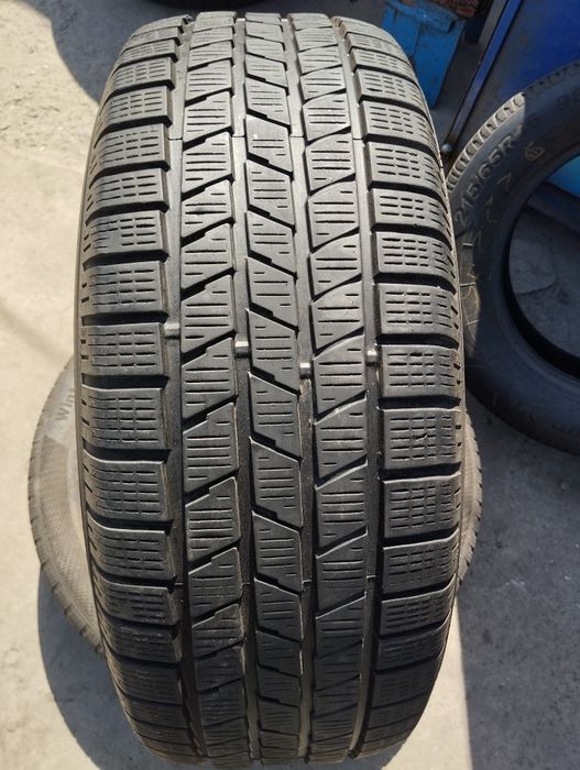 Одна зимова шина Pirelli 255/60/18