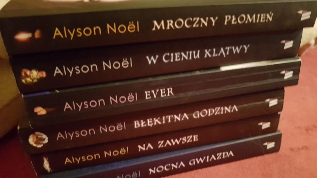 Alyson Noel seria fantasy Nieśmiertelni