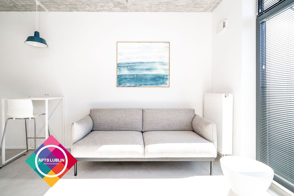 ul. Szeligowskiego 15, w pobliżu UM, nowe nigdy niezamieszkane