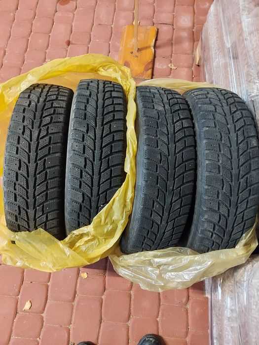 Opony zimowe 165/70 -R 14 cali