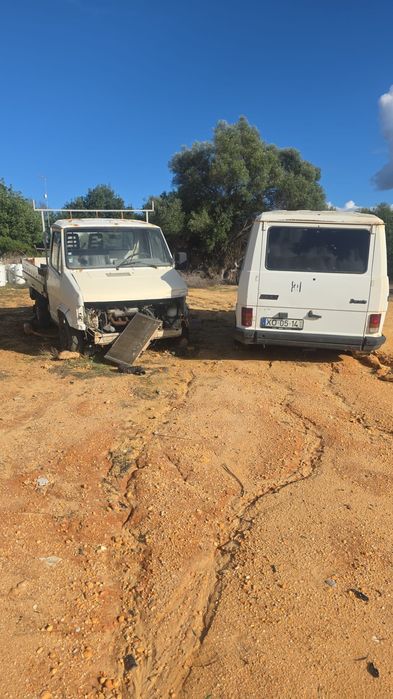 Fiat Ducato 14, com inspeção até Fevereiro 2026.