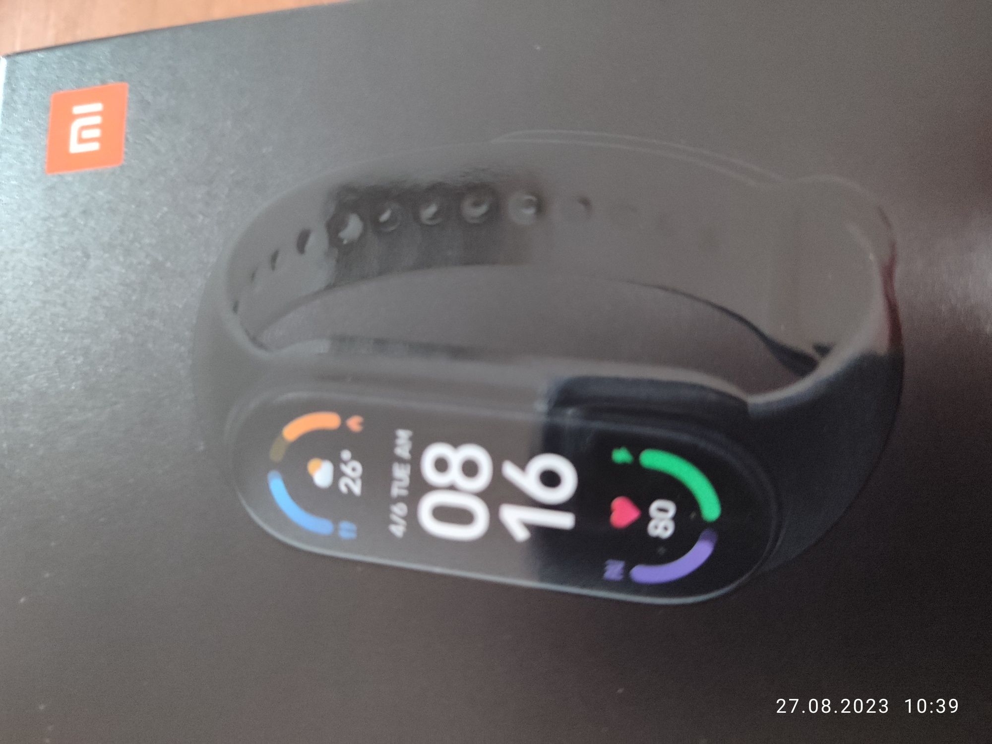 Продам фітнес браслет Mi Smart Band 6