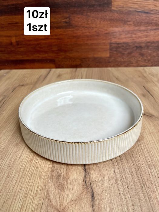 Miski, talerze, akcesoria do zdjęć kulinarnych