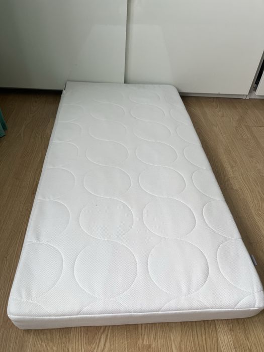 Matetac do łóżeczka IKEA