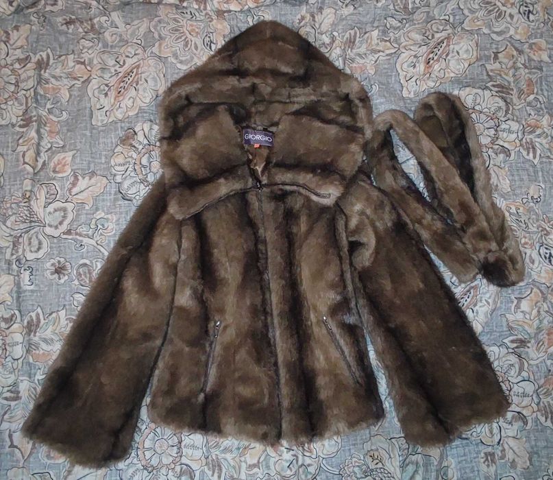 Шуба (Полушубок) из искусственного меха Giorgio 42 размер