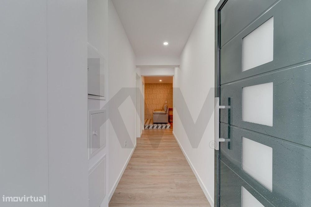 Apartamento T1 de Design Moderno para Arrendamento – Belazaima do Chão