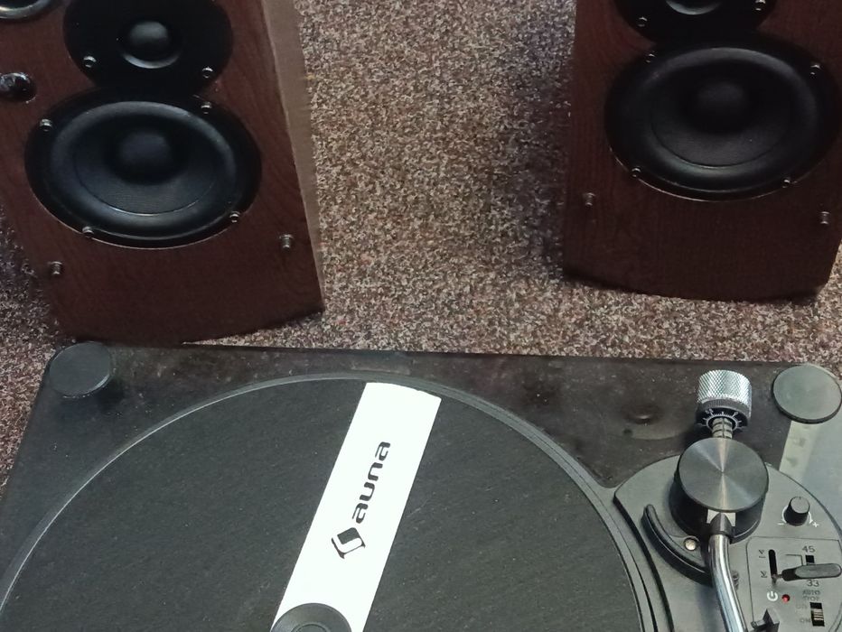 Вініловий програвач Auna+акустика