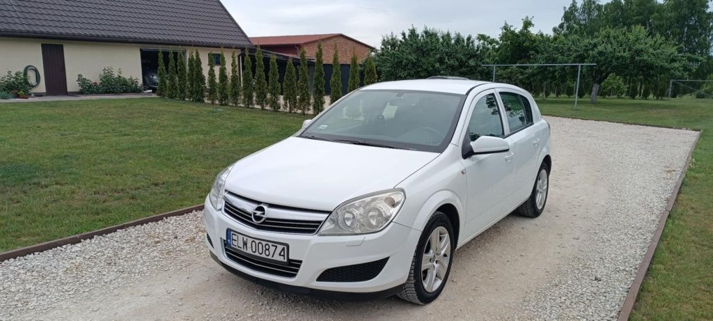 Opel Astra H 1.7D 197tys przebiegu 2009r.