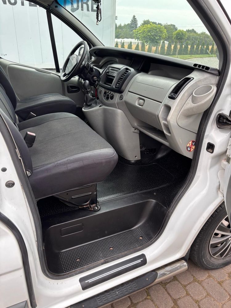 Renault Trafic 2.5dci 150km