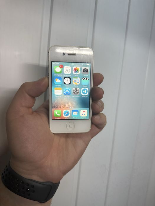 iPhone 4s 32 Gb мобільний телефон