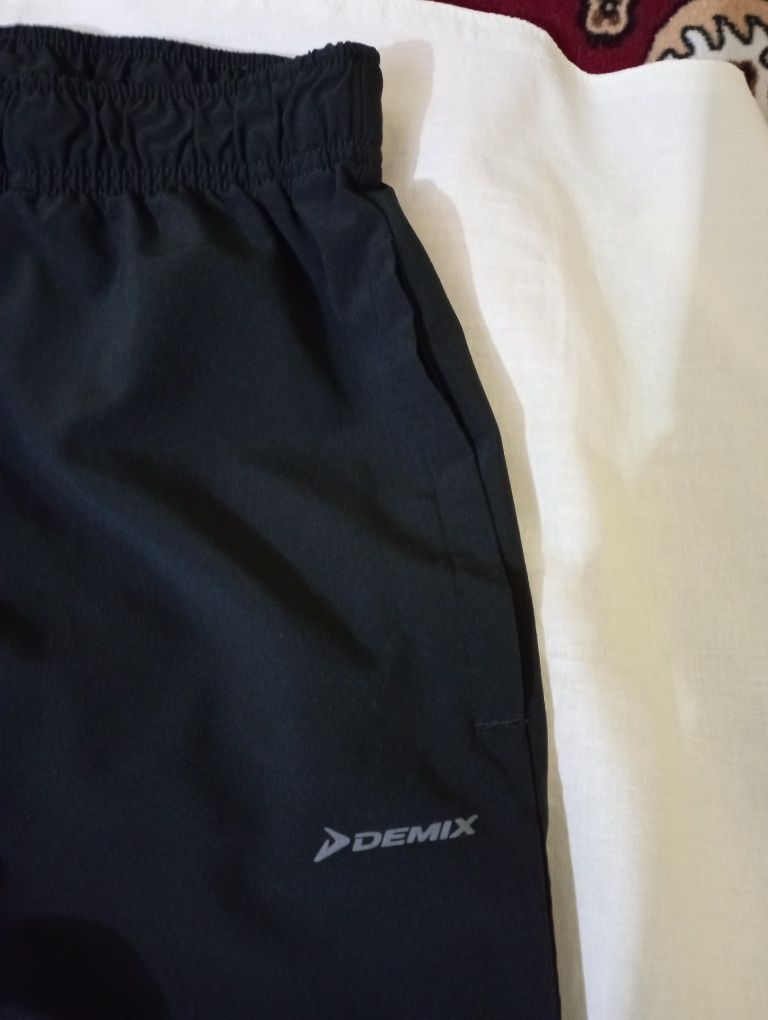 Мужские лёгкие спортивные брюки Nike Dri Fit и Demix, отл. состояние