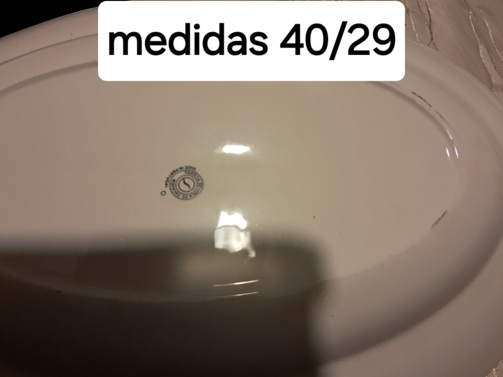 Travessa louca de sacavem flores castanhas