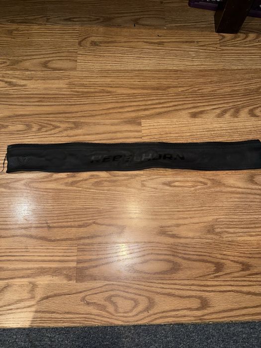 Zamek łączący kurtkę ze spodniami