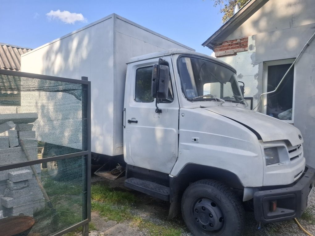 Зіл бичок двигун знятий
