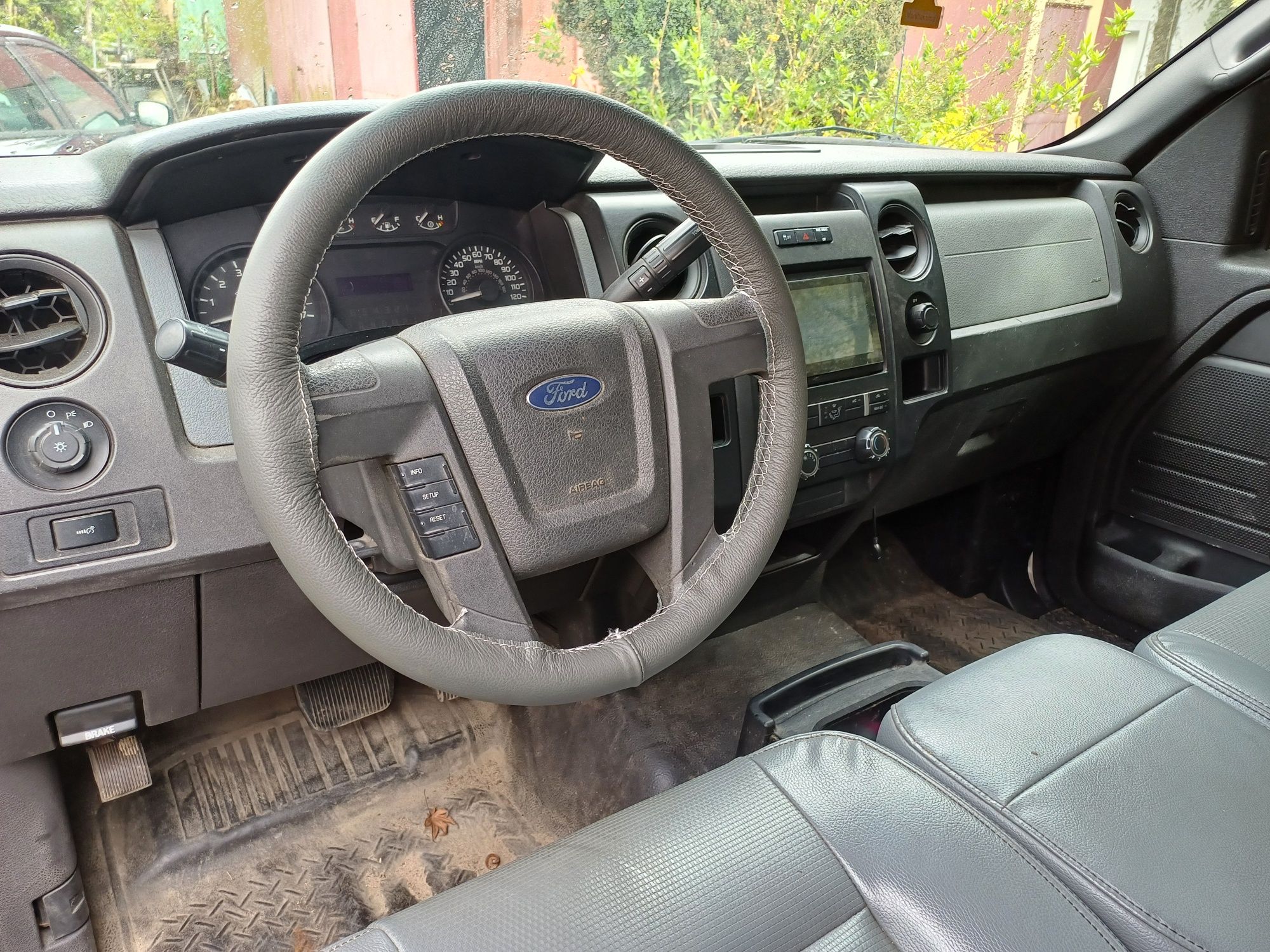 Ford F150 5.0 v8 2011r
