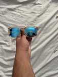 Vendo oculos de sol