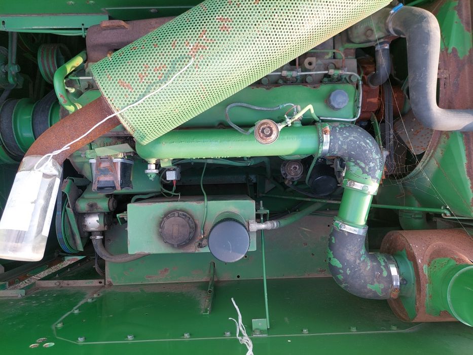 Продам комбайн джон дір 1055