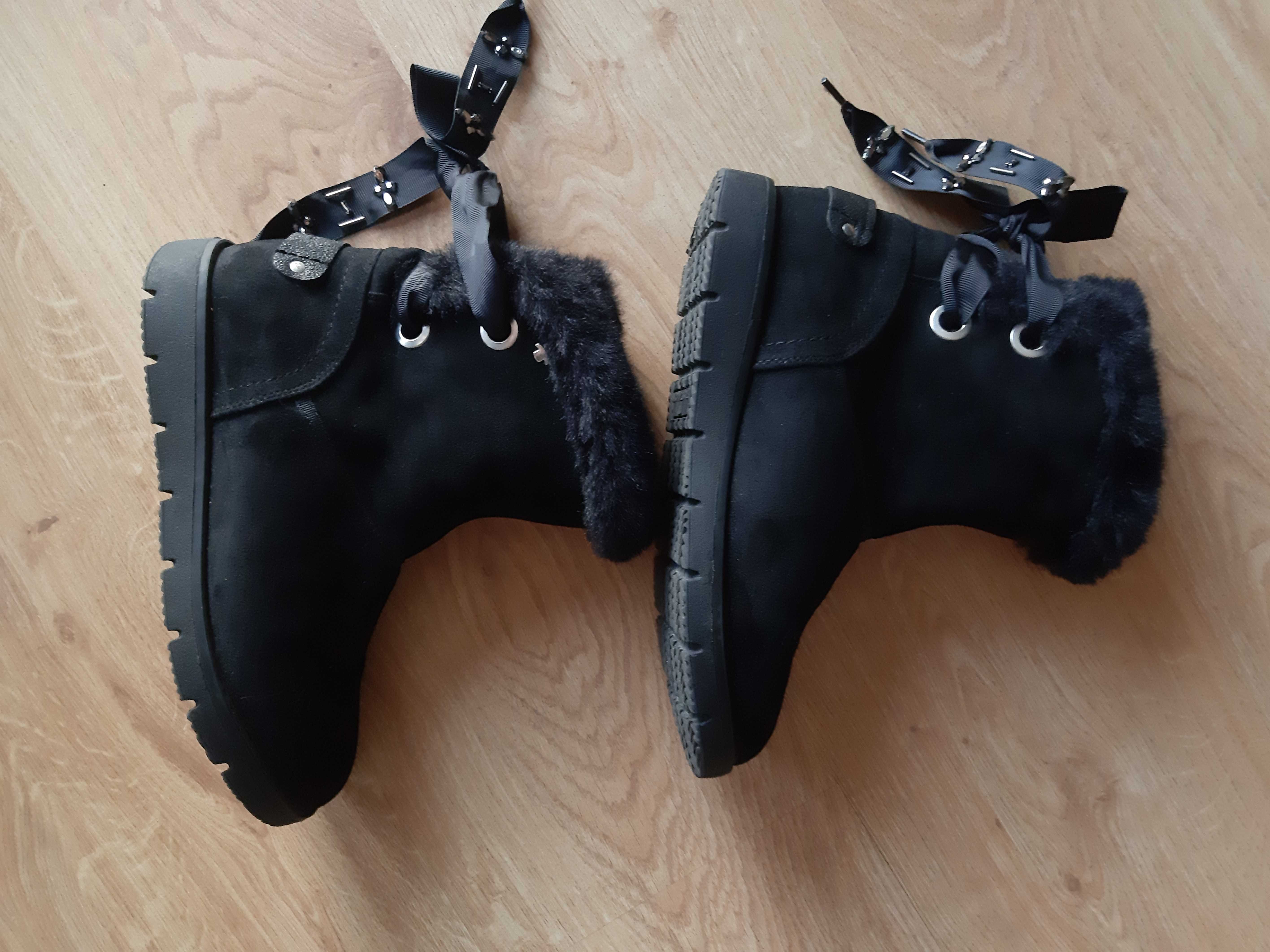 buty na jesień zimę z czarnym futerkiem