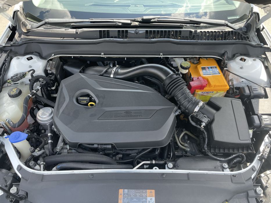 Форд фюжен.