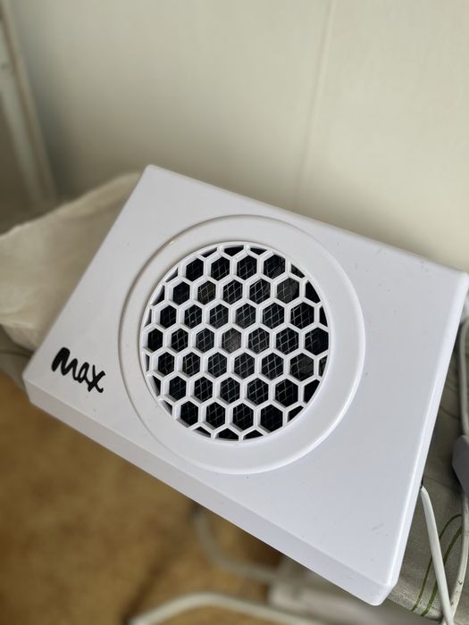 Продам витяжку MAX ULTIMATE 4 100Вт.