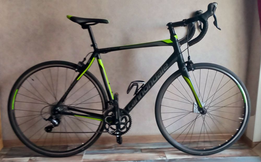 Продам шоссейный Cannondale Synapse sora (алюмінієва рама, 56 см)