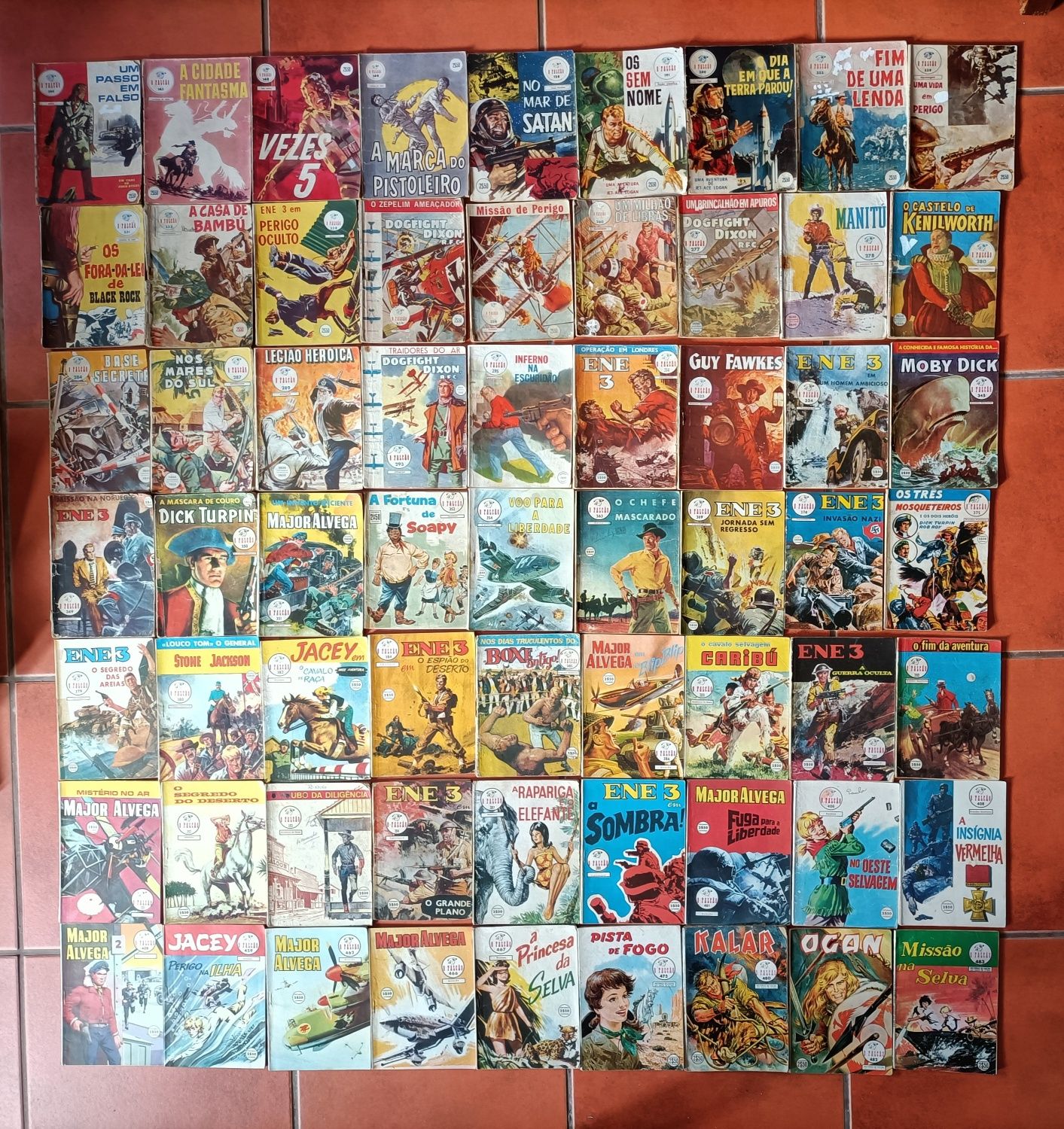 1203 Livros de O Falcão