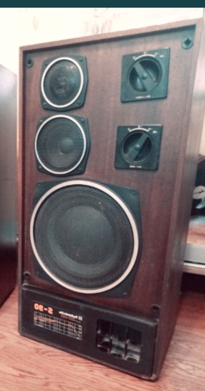 Колонки S90 Radiotehnika + підсилювач Барк