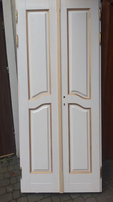 Usługi stolarskie -STOLARZ