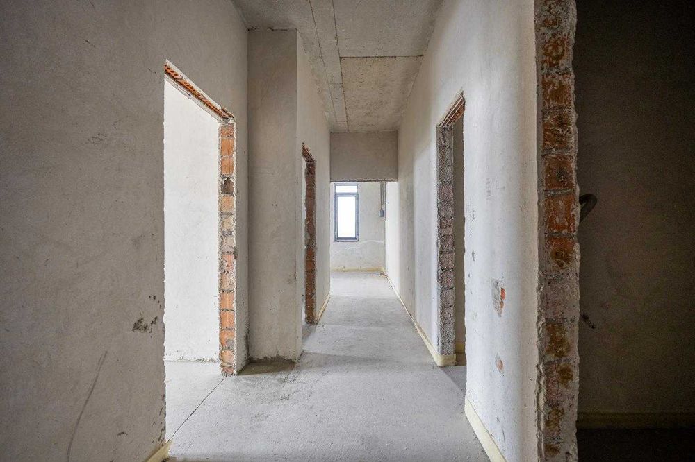 2-кімнатна квартира, 78,5 м², з балконом, можлива оплата криптовалютою