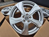 Felgi 17 VW Polo VI 5x100 7J ET 51