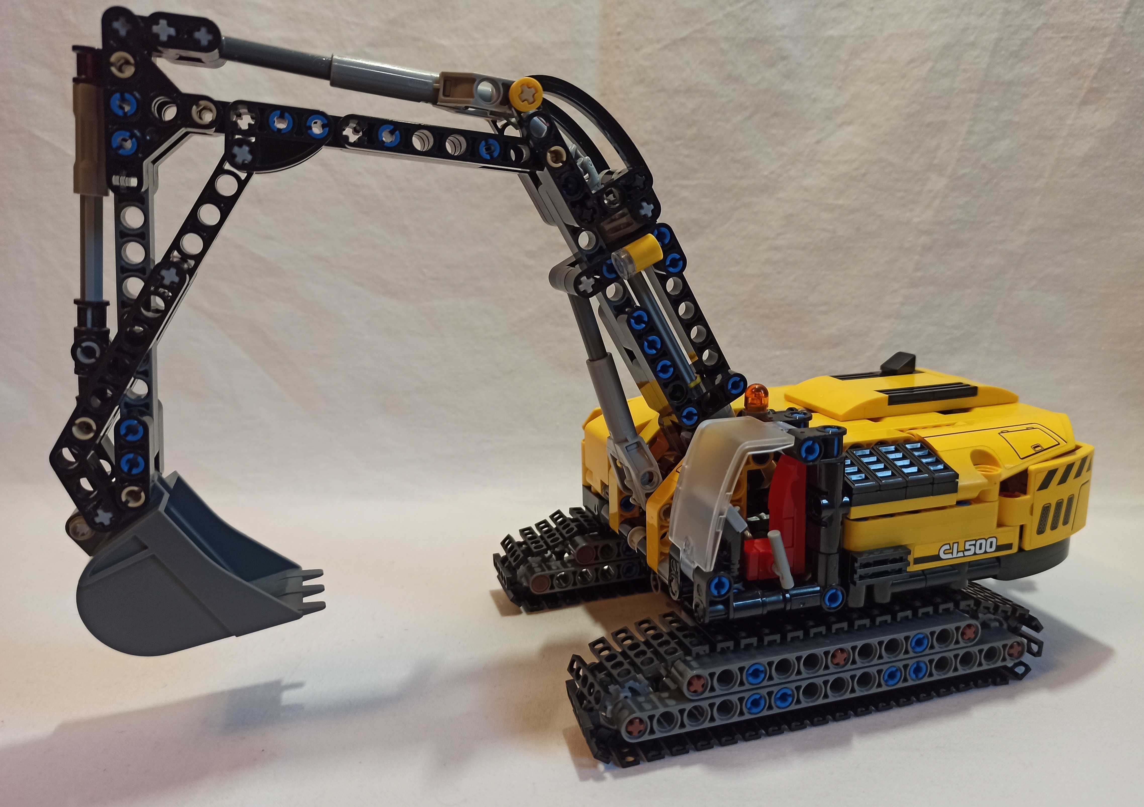 LEGO Technic 42121 Важкий екскаватор