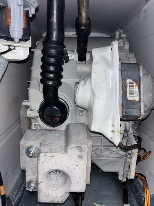 Пральна машина Whirlpool (AWE 6415/1) на відновлення/розбірку