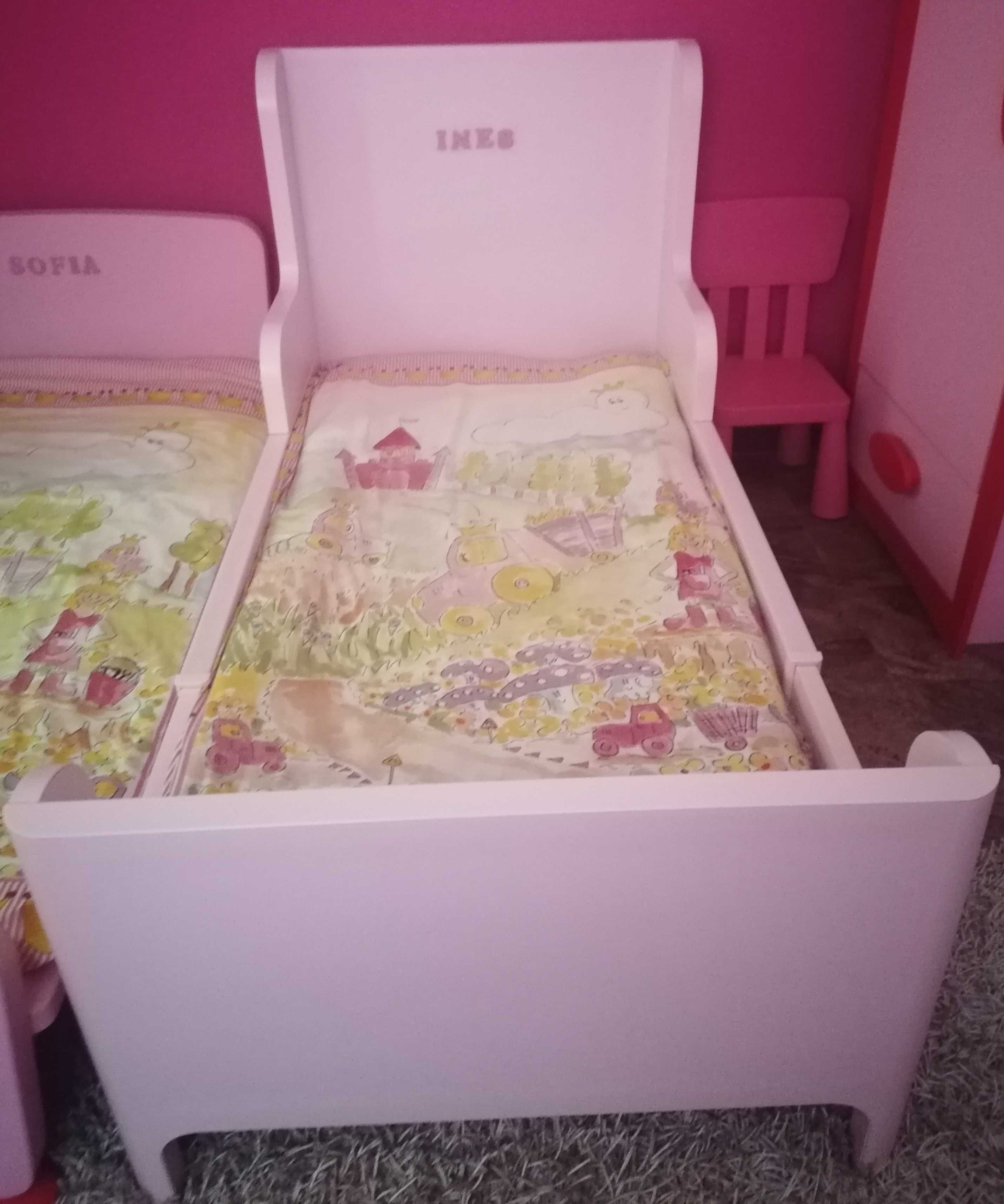 Mobiliário de quarto de menina