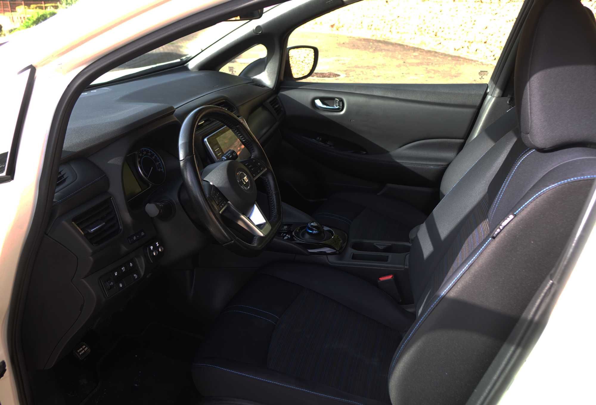 NISSAN LEAF 40 KWH