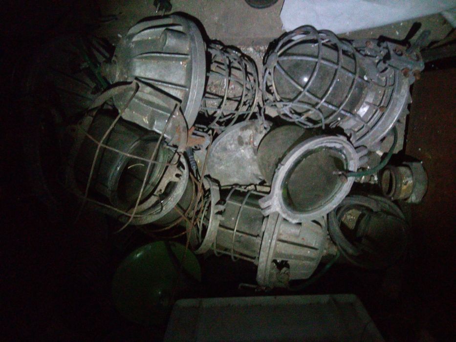 Rozdrabniacz gałęzi Młynek pelet drewno plastik, styropian