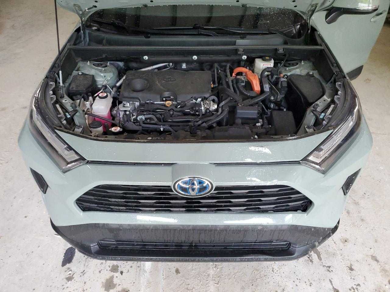 2022 Toyota Rav4 XLE Hybrid ГІбрид