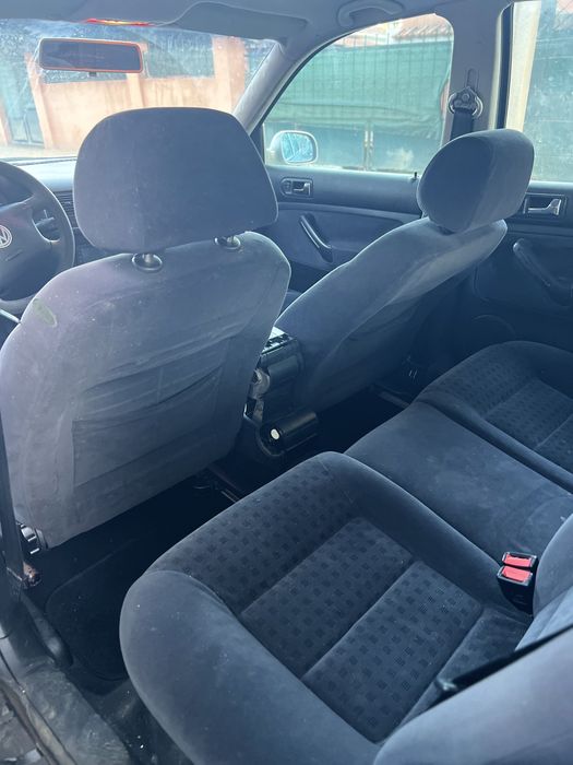 Volkwagen Golf 1.6