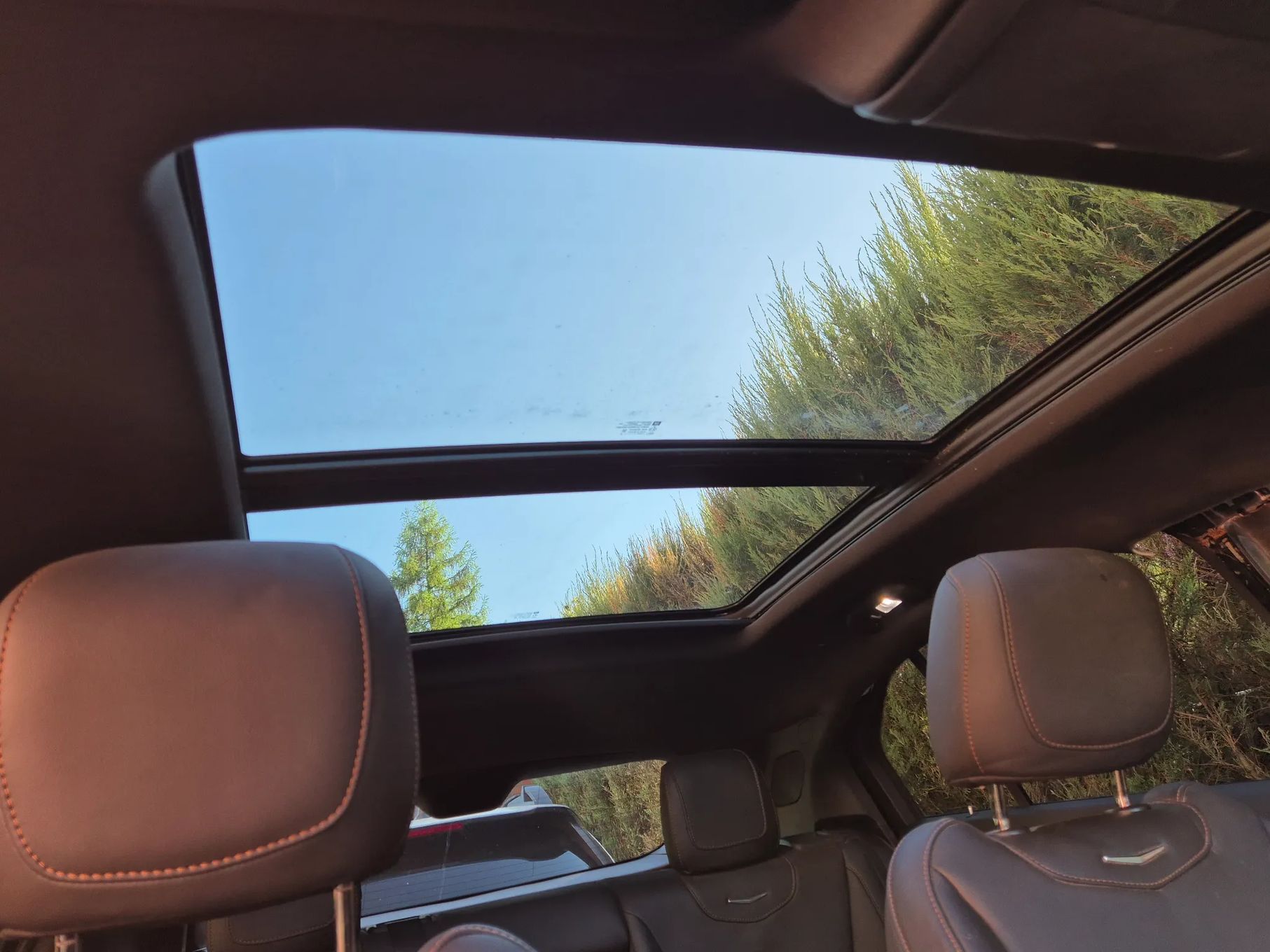 Cadillac XT4 Cadillac XT4 350T w kraju po cle, VAT, akcyzie + drzwi przód i tył